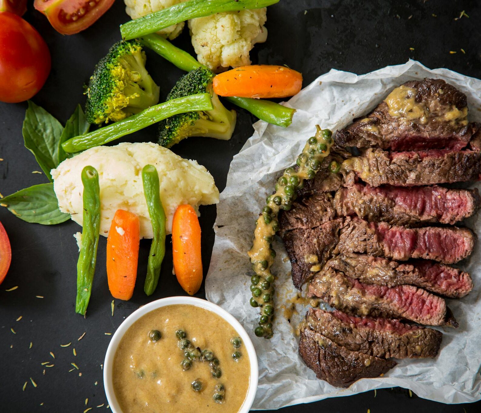 zdrowa dieta i naturalne zdrowe odżywianie – warzywa i posiłki wspierające organizm